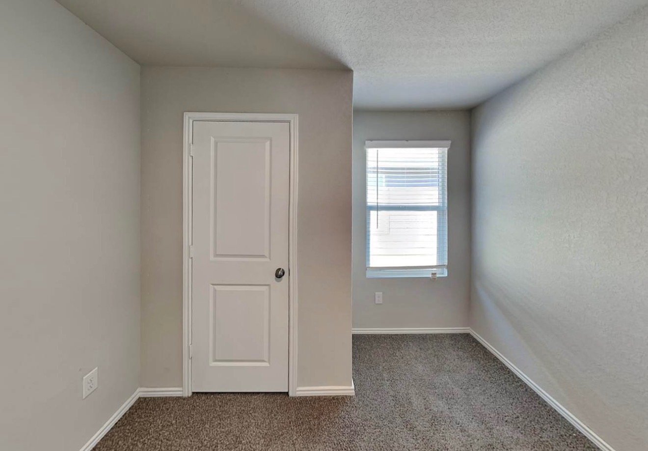 Building Photo - 4332 Rapids Way