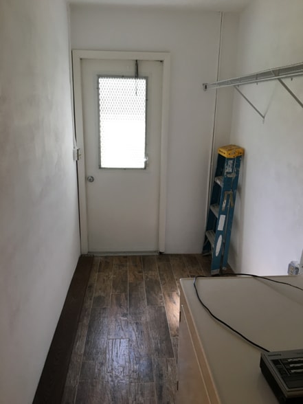 Building Photo - 5780 Fernley Dr W