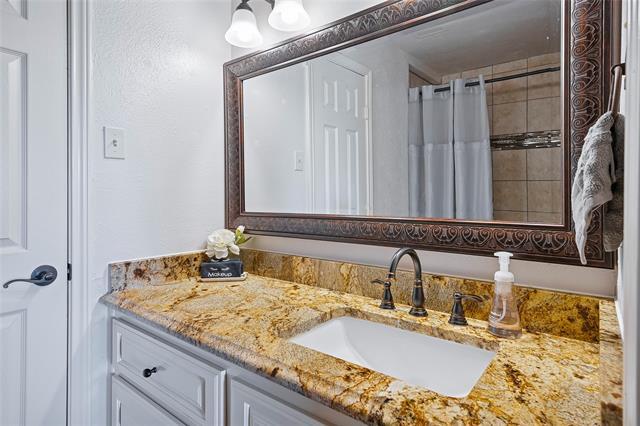 Building Photo - 2309 Parker Rd