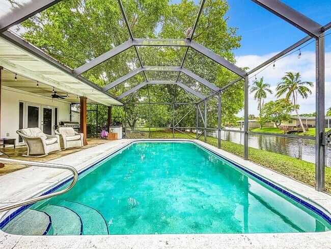 Building Photo - 2171 NW 87th Ave