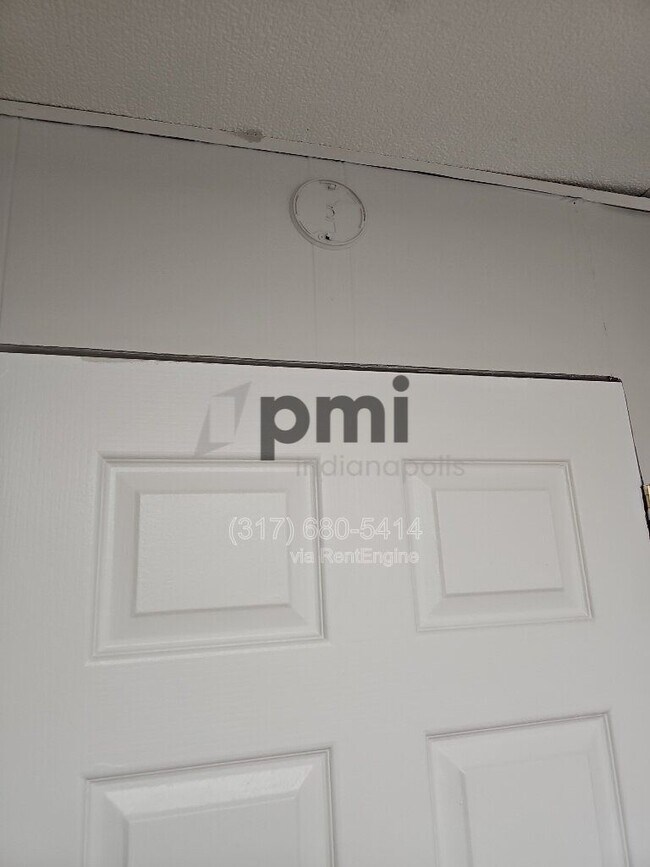 Building Photo - 2031 Southeastern Ave