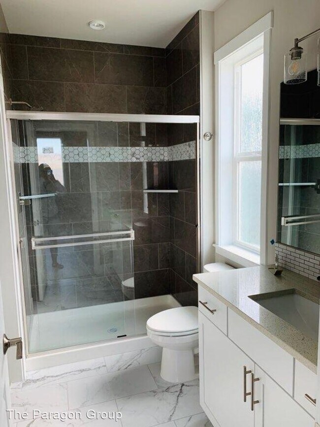 Building Photo - 3 br, 2 bath House - 3318 S Young St