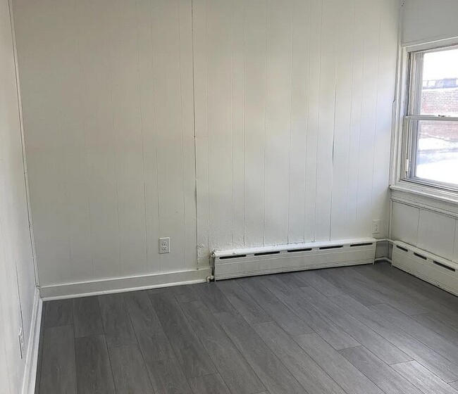 Building Photo - 1682 Harrison St