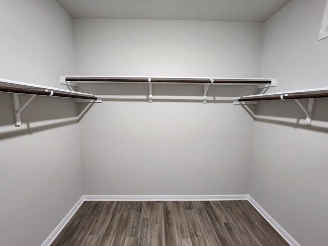 Building Photo - Luxury Living in the Heart of Cibolo!