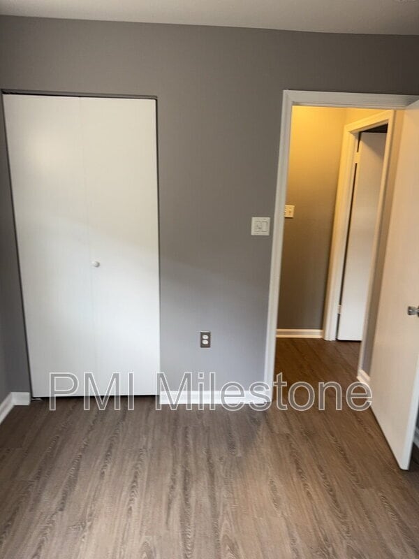 Building Photo - 749 Azalea Dr