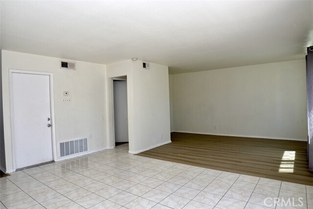 Building Photo - 18 Gold Bluff