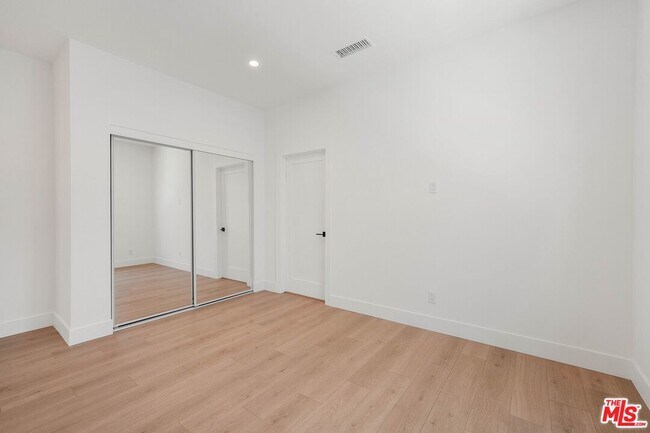 Building Photo - 6208 Orange St