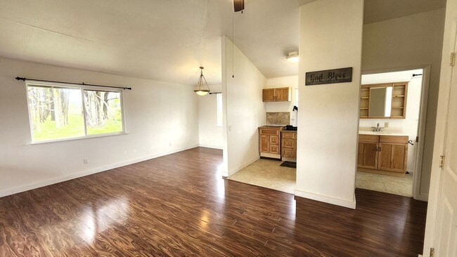 Building Photo - Ah Puck, Jordanah &amp; Tyson