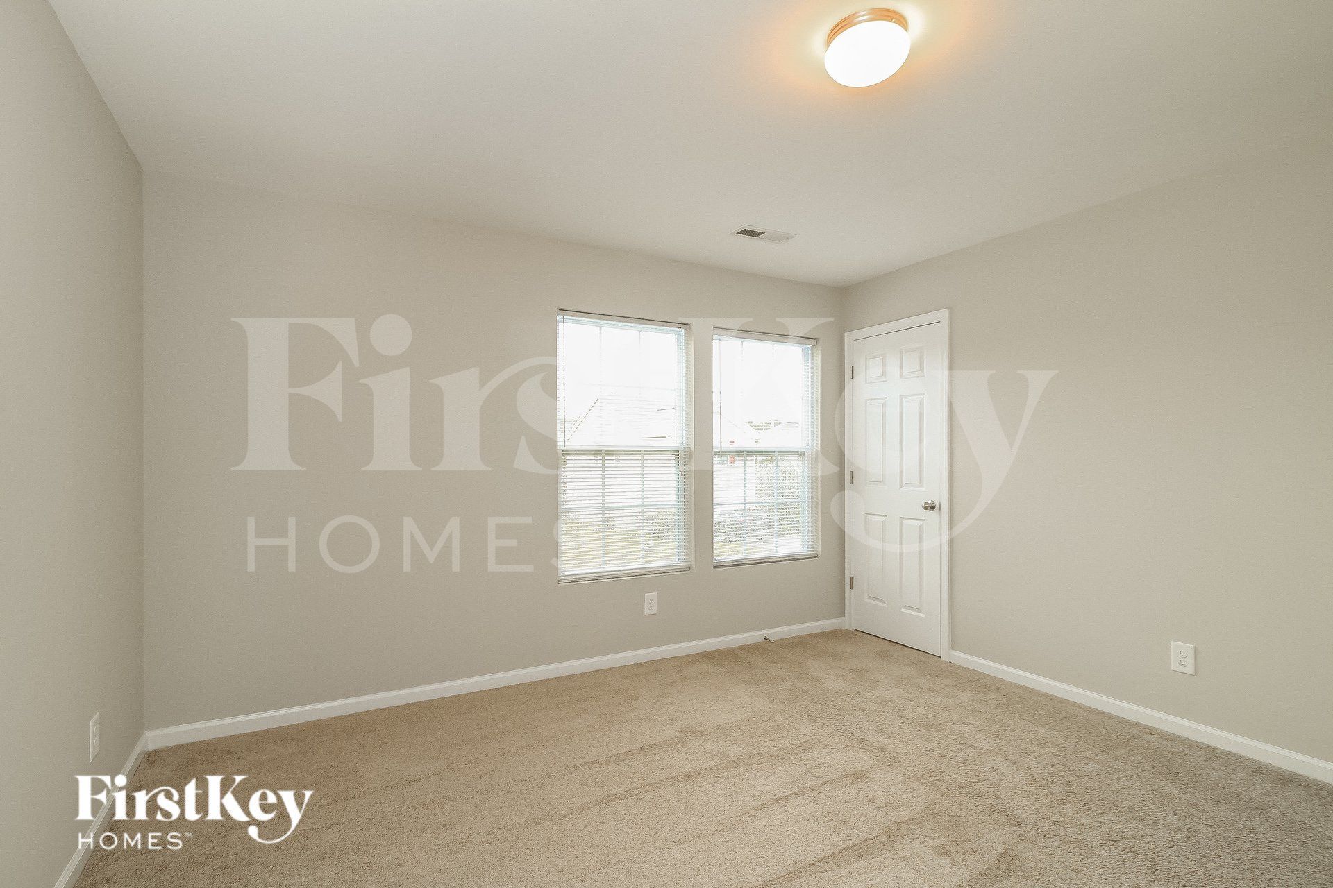 Building Photo - 1977 Paragon Dr