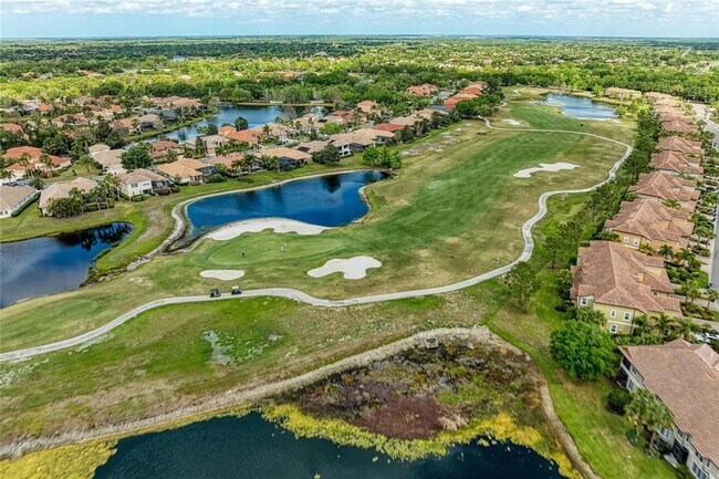 Building Photo - 8143 Miramar Way