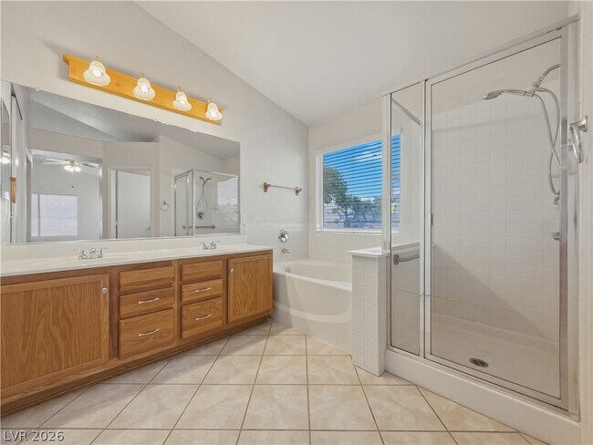 Building Photo - 1037 Blue Lantern Dr