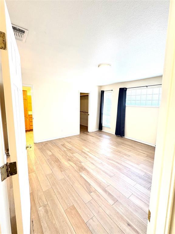 Building Photo - 211 Fox Crossing