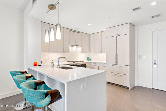 Building Photo - 15 Morris Ave