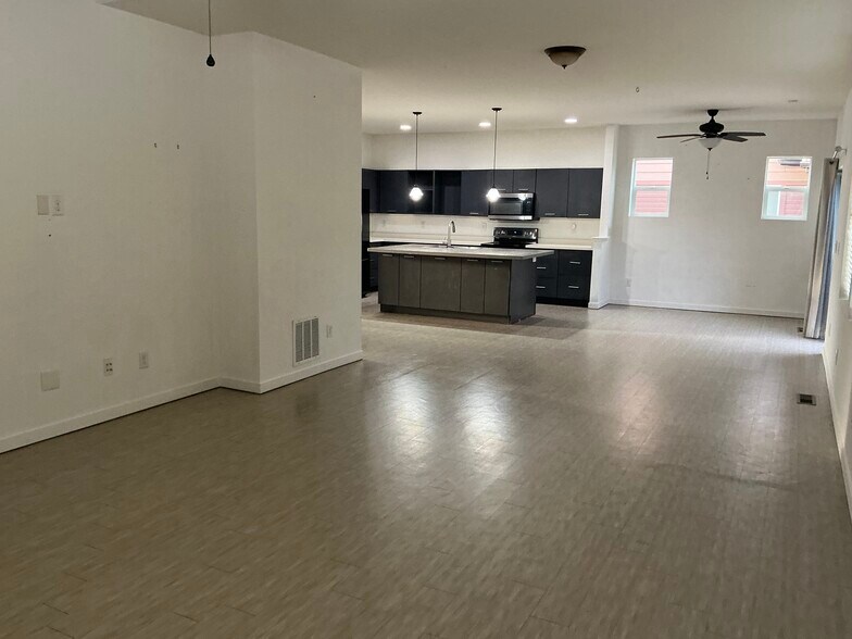 Building Photo - 10772 Sedalia Cir