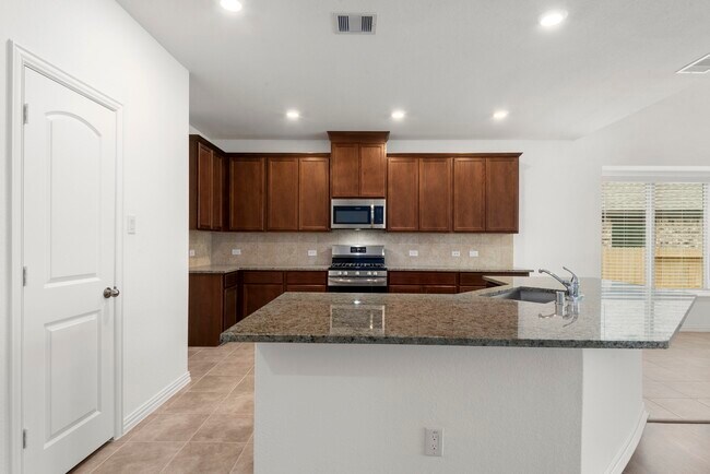 Building Photo - 236 Scarlet Maple Wy