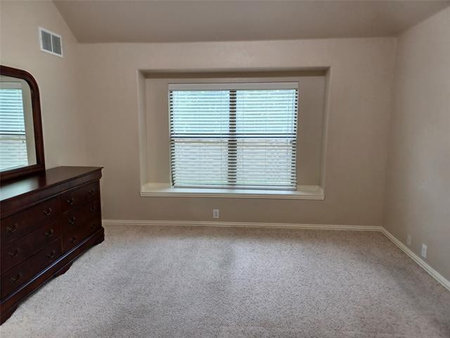 Building Photo - 664 Vickie St