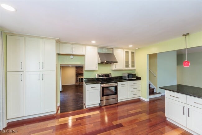 Building Photo - 25111 S Woodland Rd