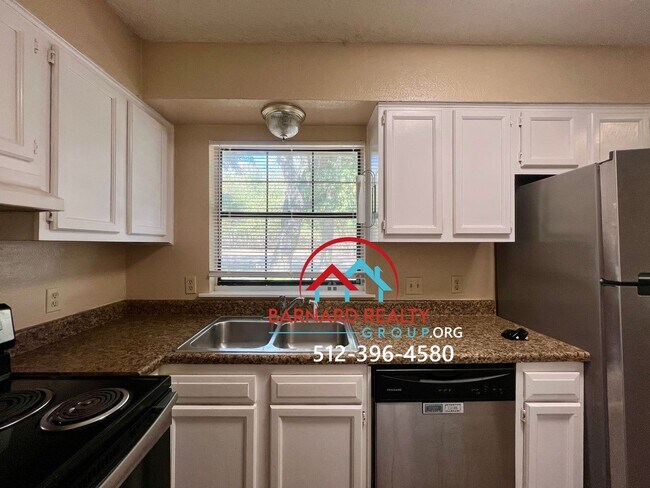 Building Photo - 110 Whitetail Dr