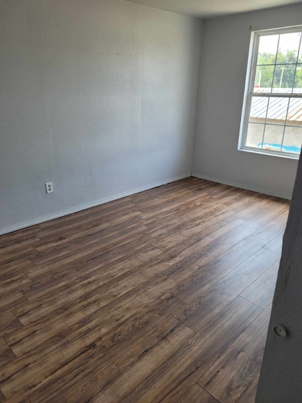 Building Photo - 501 E Rogers Blvd