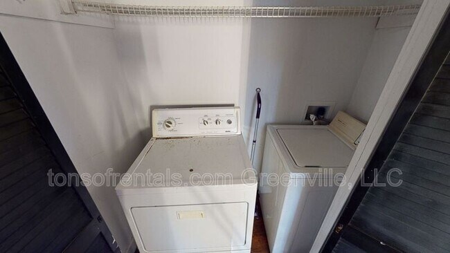 Building Photo - 38 Waters Ave