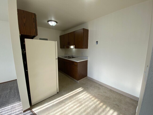 Interior Photo - 2615