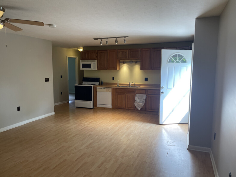 Building Photo - 799 Haynes Rd