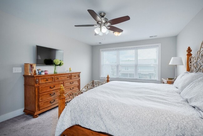 Building Photo - Room to Spread Out! 4BR, 3.5BA Home Near Liberty Creek Schools