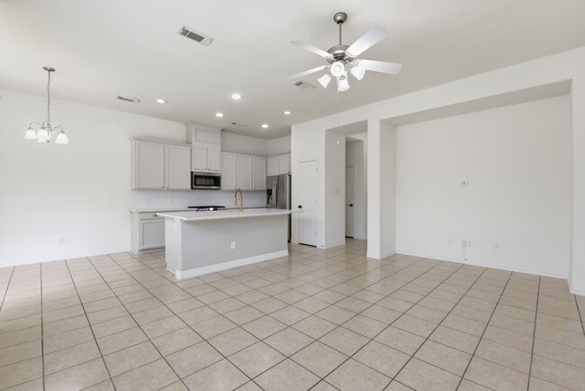 Building Photo - 16023 Powder Springs Ln