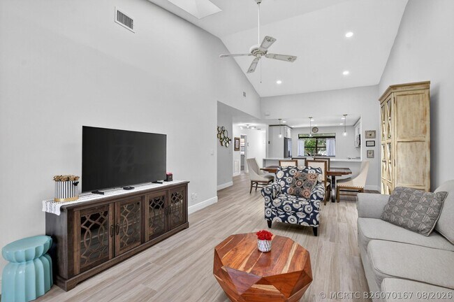 Building Photo - 7917 La Mirada Dr
