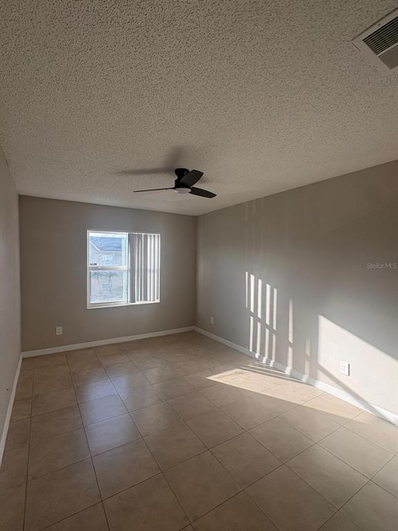 Building Photo - 9909 Sweepstakes Ln