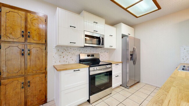 Building Photo - 2603 Lu Cir