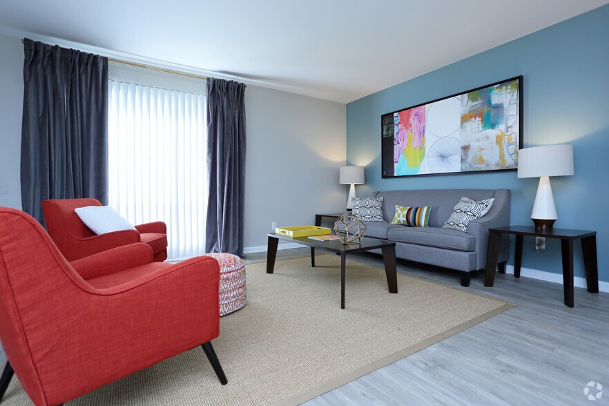 The Union at Cooper Hill 1522 Cooper Hill Rd Irondale AL 35210