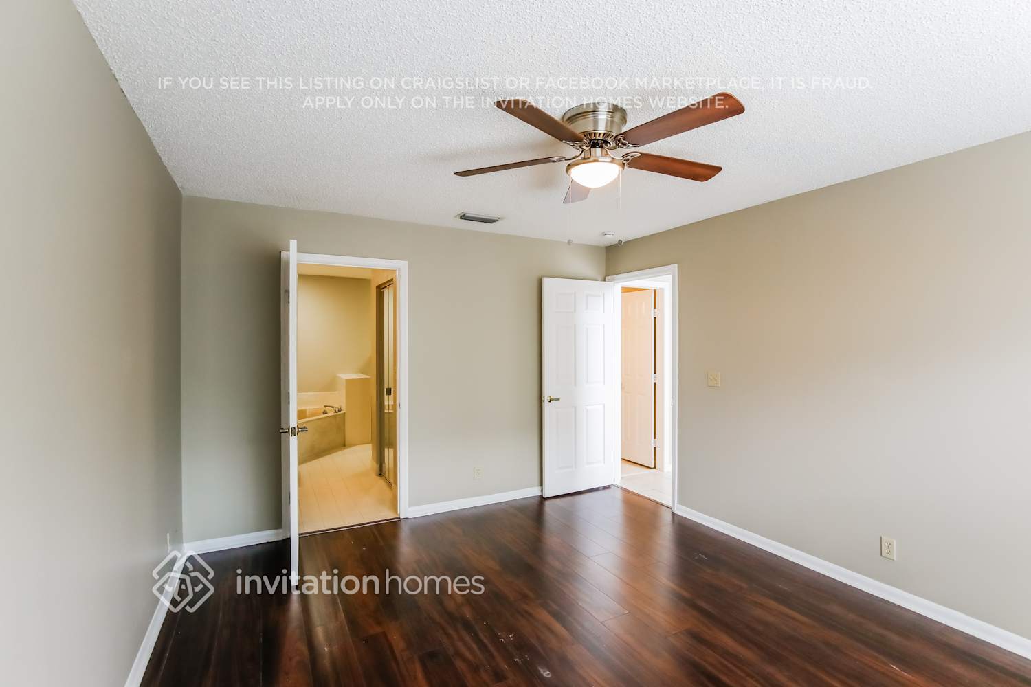 Building Photo - 10515 Plainview Cir