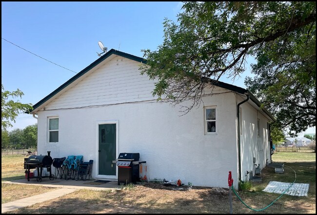 Building Photo - 4728 County Rd 40