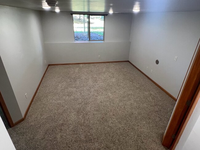 Building Photo - 1235 Trailside Terrace