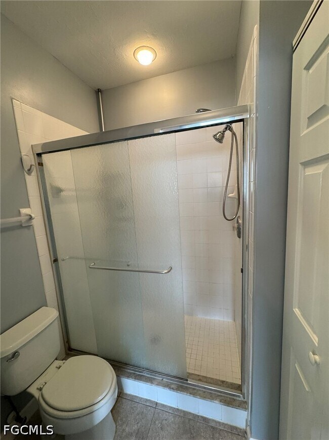 Building Photo - 14970 Vista View Way