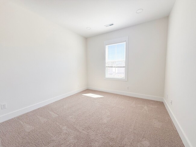 Building Photo - Crofton Style | Spacious 4-Bedroom Highbury Home with Pool and Pickleball Court