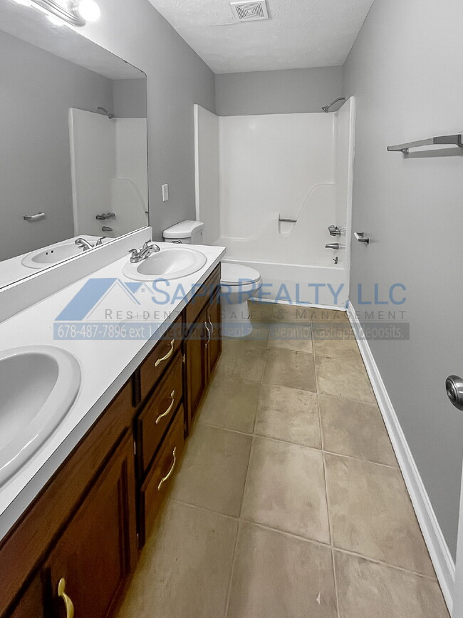 Building Photo - 5016 Top Cat Ct