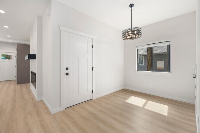 Building Photo - $2595 3 bedroom/2 1/2 bath Clearwood New Construction, Custom Chalet-style Home In Yelm.
