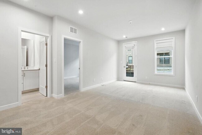 Building Photo - 7548 Sawyer Farm Wy