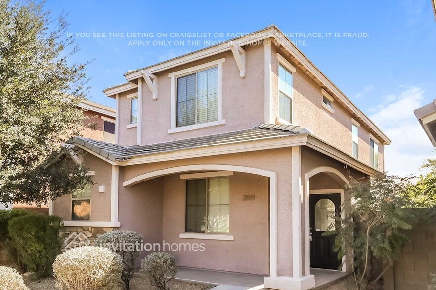 Primary Photo - 3725 E Kerry Ln