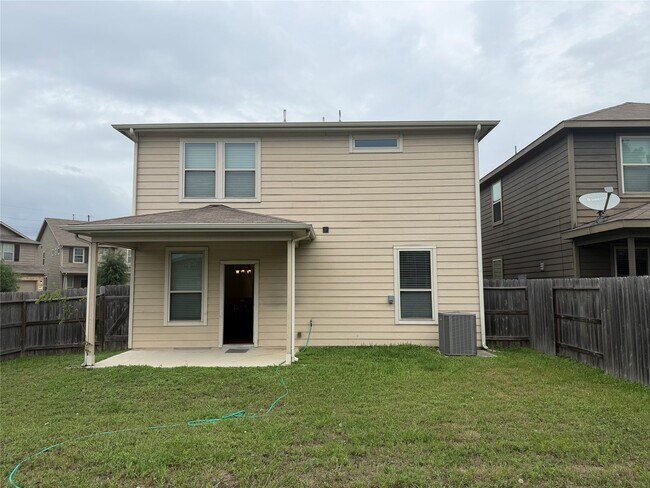 Building Photo - 15843 Grey Boulder Dr