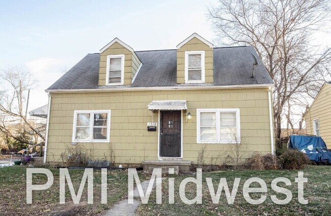 Primary Photo - 1319 N Alton Ave