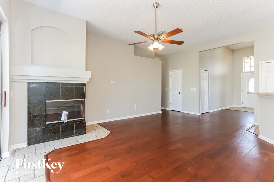 Building Photo - 8311 Abbeyfield Dr