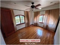 Building Photo - 2002 N Mountain Ave