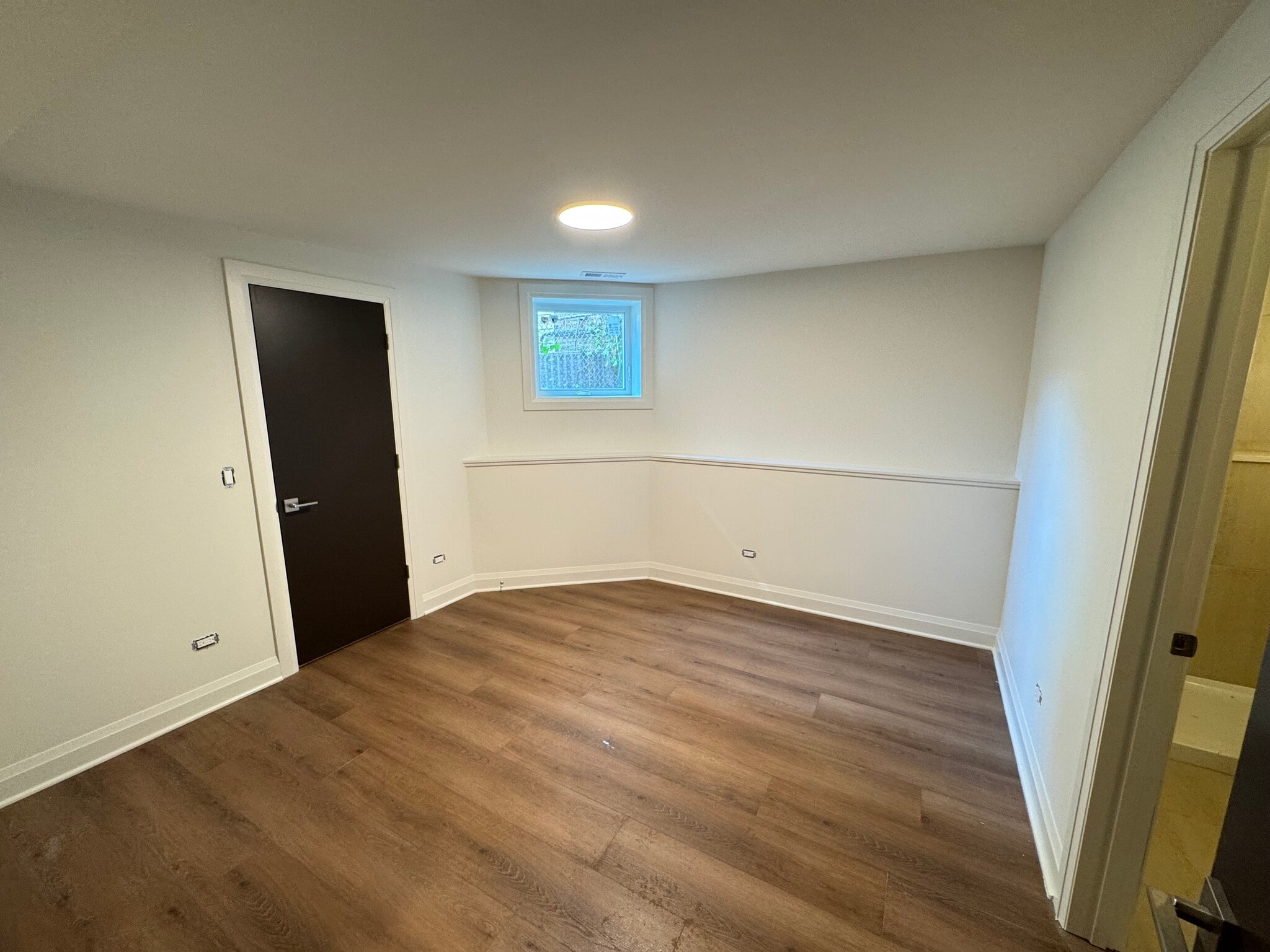Unit G - 2457 N Mozart St