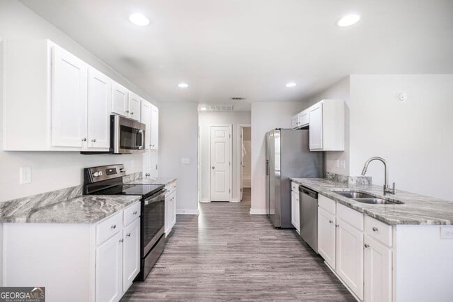 Building Photo - 101 Shasta Dr