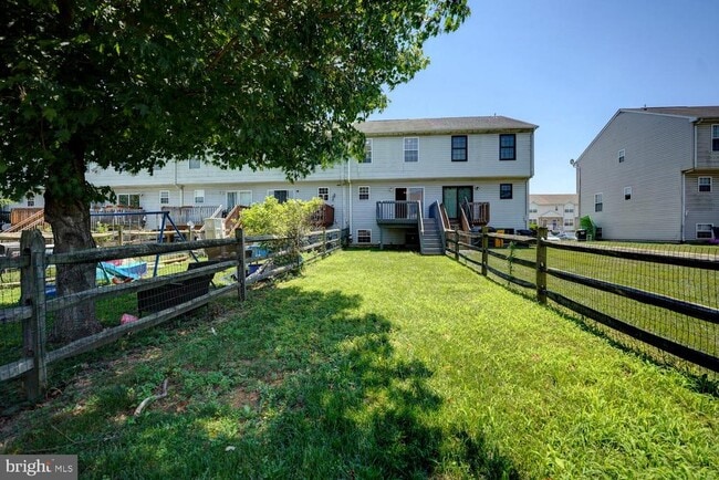 Building Photo - 112 Rosie Dr