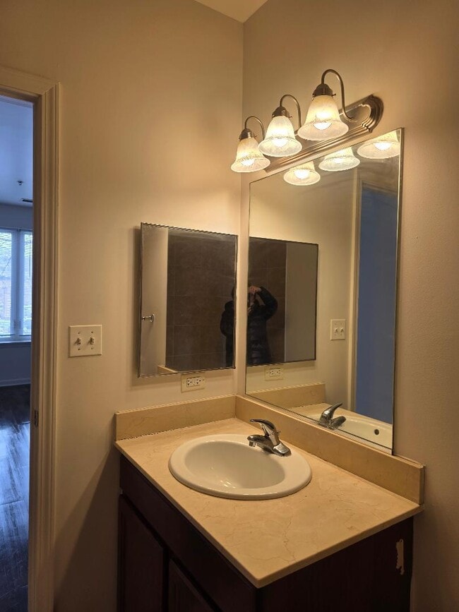 Building Photo - 3522 S State St