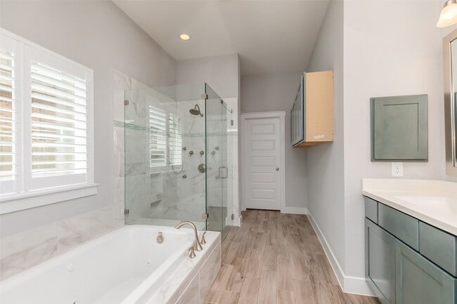 Building Photo - 18506 Gunda Heights Dr